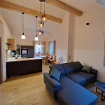 Neue Moderne Mit Infrarot Sauna Und Grossen Garten *