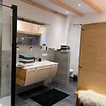 Neue Moderne Mit Infrarot Sauna Und Grossen Garten * Hengersberg