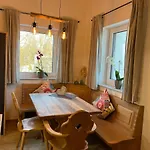 Neue Moderne Mit Infrarot Sauna Und Grossen Garten Hengersberg