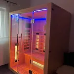 Neue Moderne Mit Infrarot Sauna Und Grossen Garten Appartamento Hengersberg