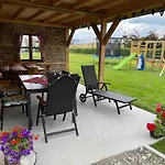 Neue Moderne Mit Infrarot Sauna Und Grossen Garten Hengersberg