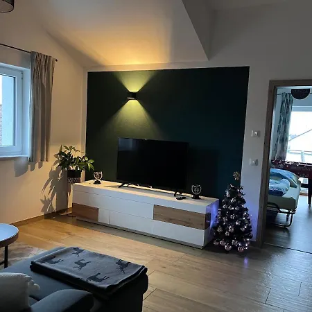 Appartement Neue Moderne Mit Infrarot Sauna Und Grossen Garten Hengersberg