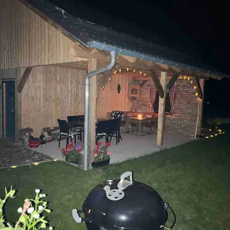 Neue Moderne Mit Infrarot Sauna Und Grossen Garten Hengersberg