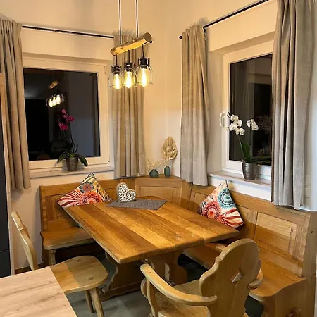 Appartement Neue Moderne Mit Infrarot Sauna Und Grossen Garten
