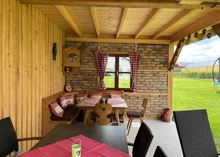 Neue Moderne Mit Infrarot Sauna Und Grossen Garten Appartement Hengersberg