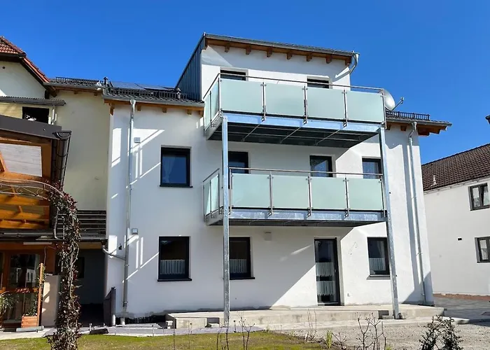 Appartement Neue Moderne Mit Infrarot Sauna Und Grossen Garten