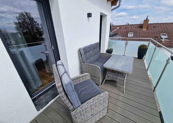 Neue Moderne Mit Infrarot Sauna Und Grossen Garten *