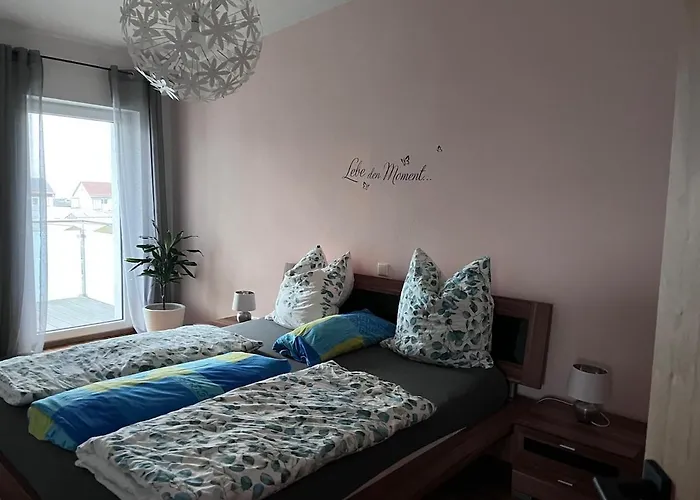 Neue Moderne Mit Infrarot Sauna Und Grossen Garten * Hengersberg