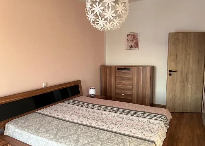 Neue Moderne Mit Infrarot Sauna Und Grossen Garten * 헹게르스베르크