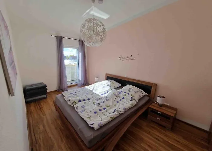 Neue Moderne Mit Infrarot Sauna Und Grossen Garten 헹게르스베르크